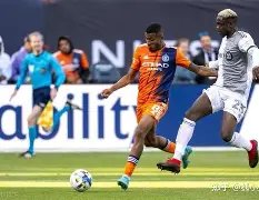 惊世瞬间,曼城神将,分钟速破僵,问鼎娱乐,问鼎娱乐官网入口,问鼎娱乐官网首页,问鼎娱乐官网