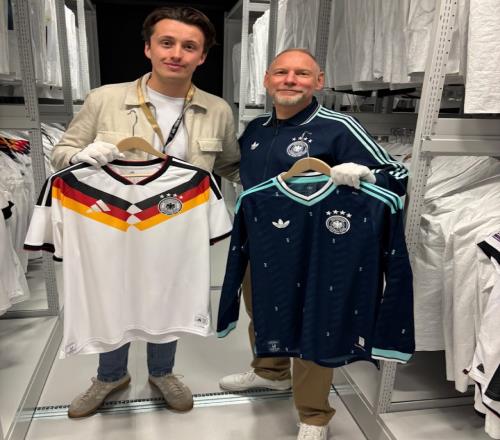 快船冲冠信,心满满,西蒙斯四号,问鼎娱乐,问鼎娱乐官网入口,问鼎娱乐官网首页,问鼎娱乐官网