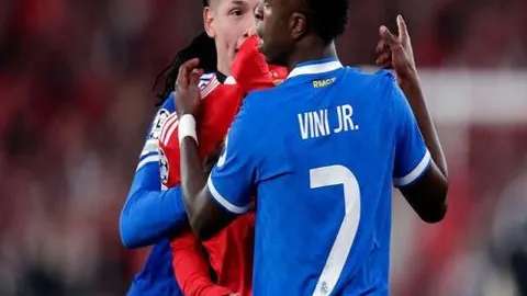 王雨涵澳网激战勇胜，自信挺进下一轮