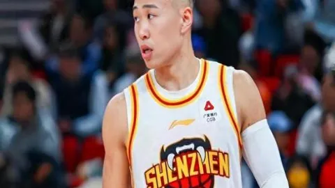 标题改写：独家揭秘：格拉利什紧急体检在即，赛季前景堪忧或面临长期休战！